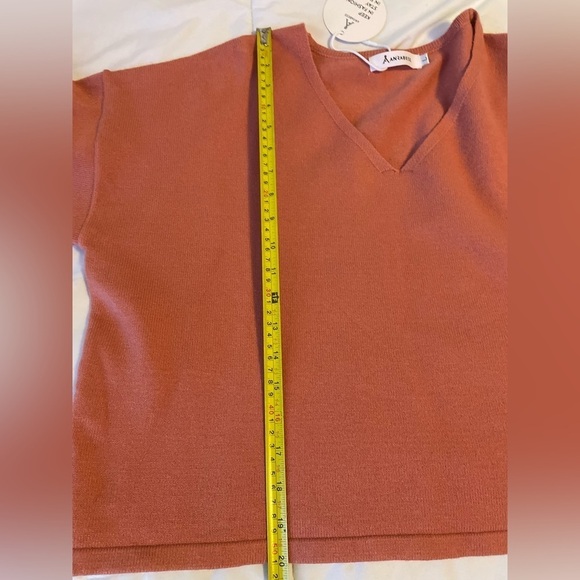 Women tops - Picture 7 of 10